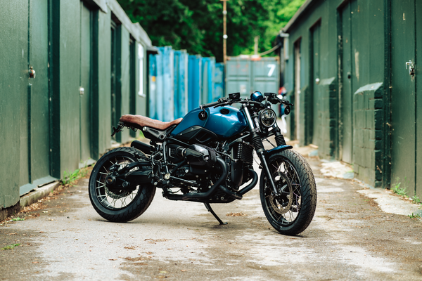 BMW R9T Scrambler Pier City Custom Tempete Bleu
