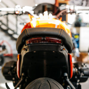 Bandeja inferior trasera Pier City Custom R12 Series - R12 nineT y R12S