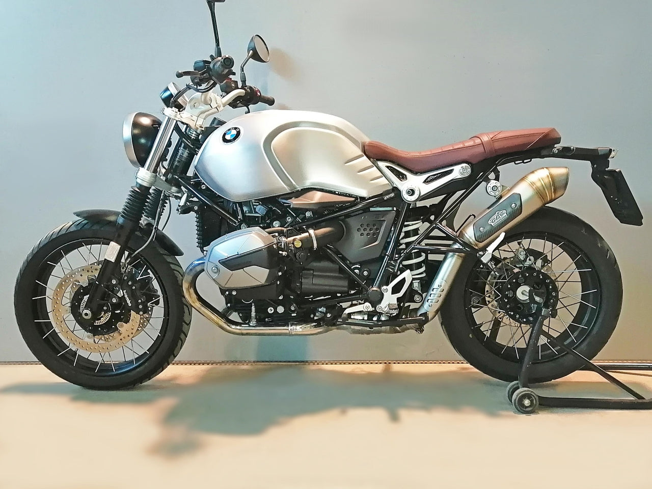 G&G Bike BMW R9T High Level Scrambler Muffler – Pier City Custom