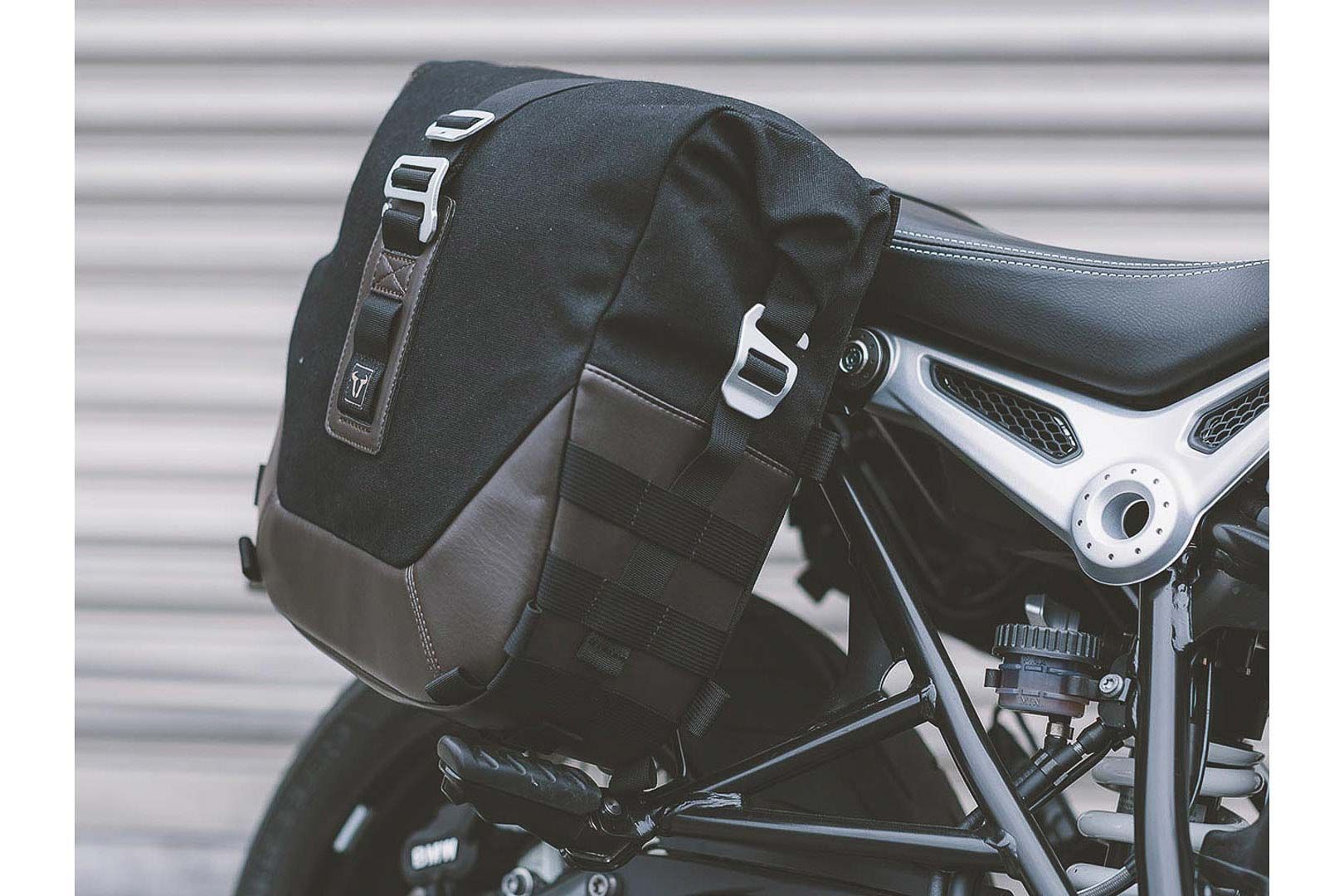 legend gear slc SW-Motech Legend Gear side bag system LC, BMW R nineT Scrambler