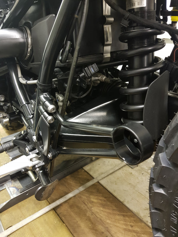 Unit Garage BMW R9T Low Level Exhaust Bracket